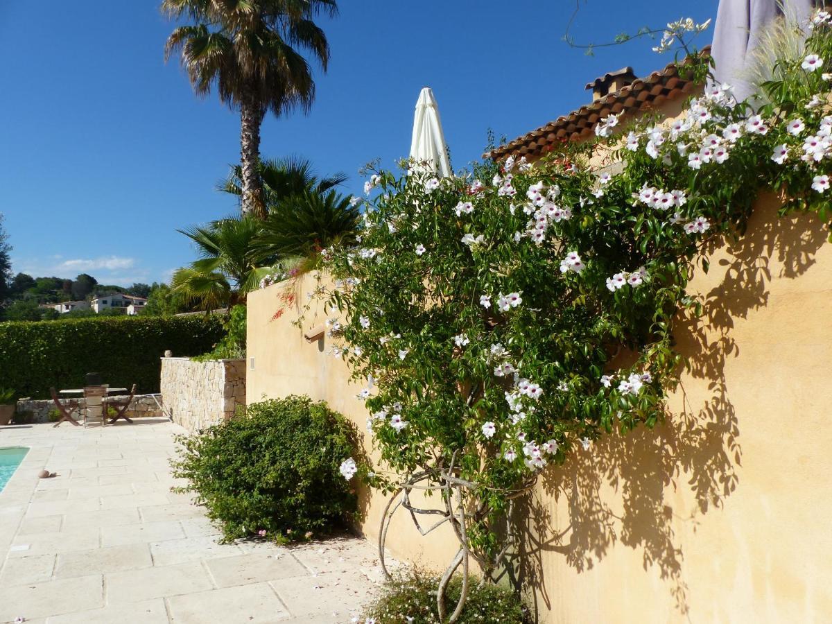Les Collines De St Paul Bed & Breakfast Saint-Paul-de-Vence Dış mekan fotoğraf